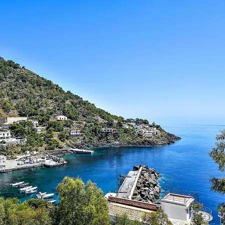 بيت للعطل Amazing In Ustica With House Sea View
